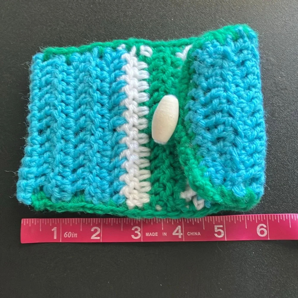 Handmade crochet cell